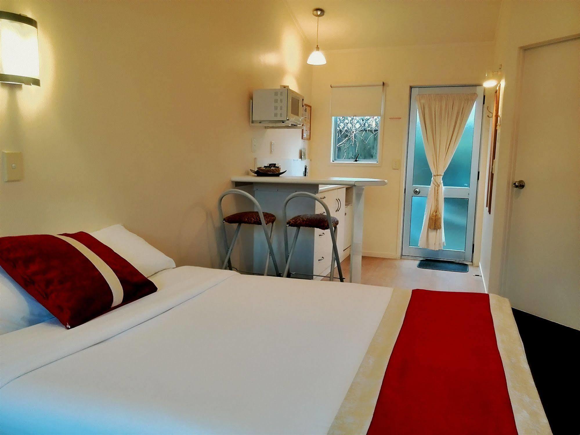 Aurora City Suites Motel โรโตรัว ภายนอก รูปภาพ